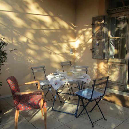 La Colline Bleue Banne Exterior foto