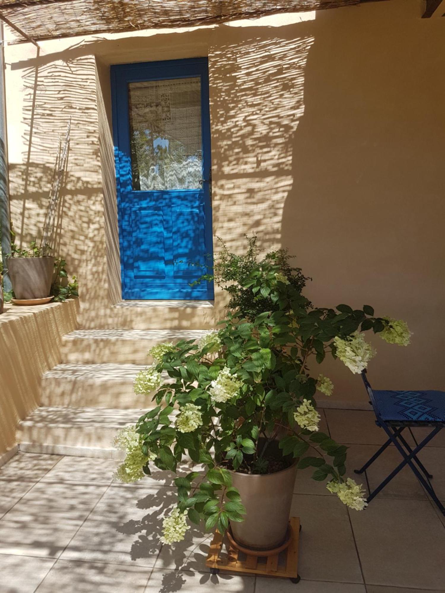 La Colline Bleue Banne Exterior foto