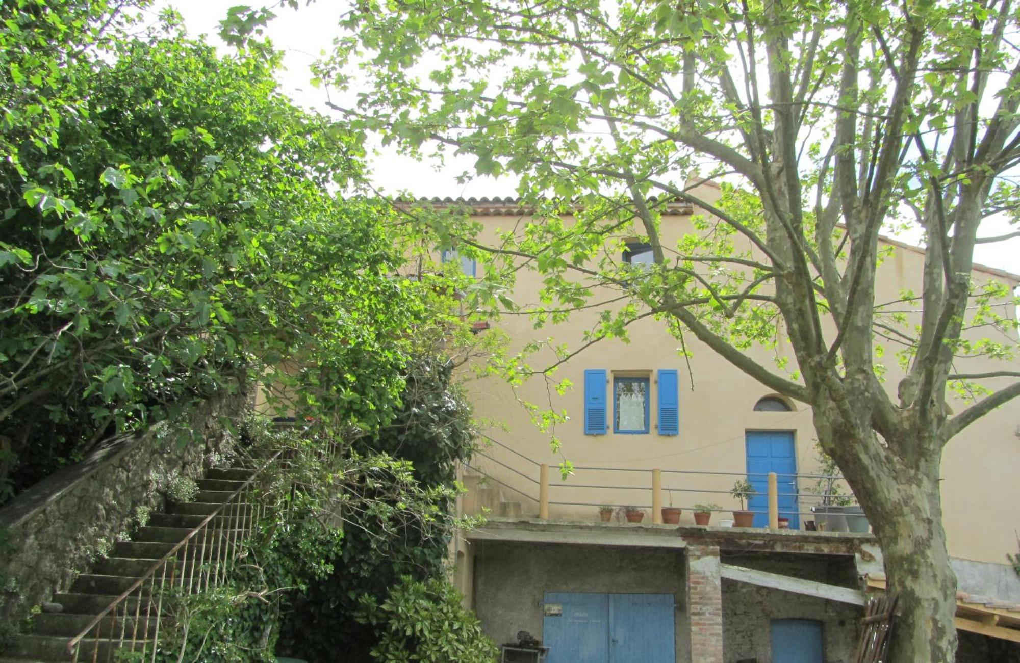 La Colline Bleue Banne Exterior foto